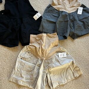 Motherhood Maternity clothes brand new w/tags